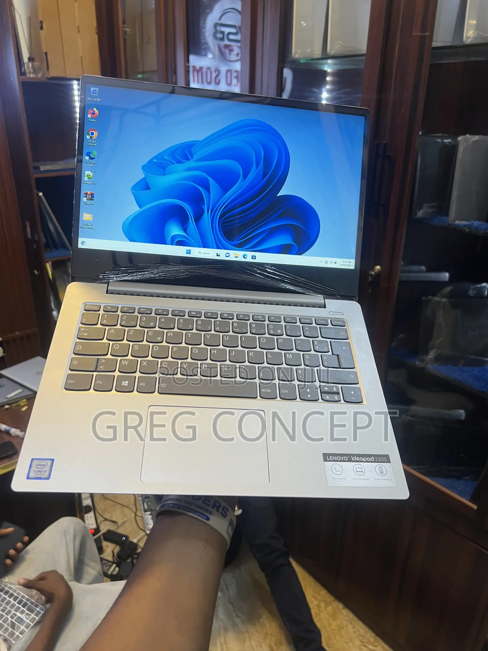 Laptop Lenovo IdeaPad 330S 12GB Intel Core i3 HDD+SSD 256GB