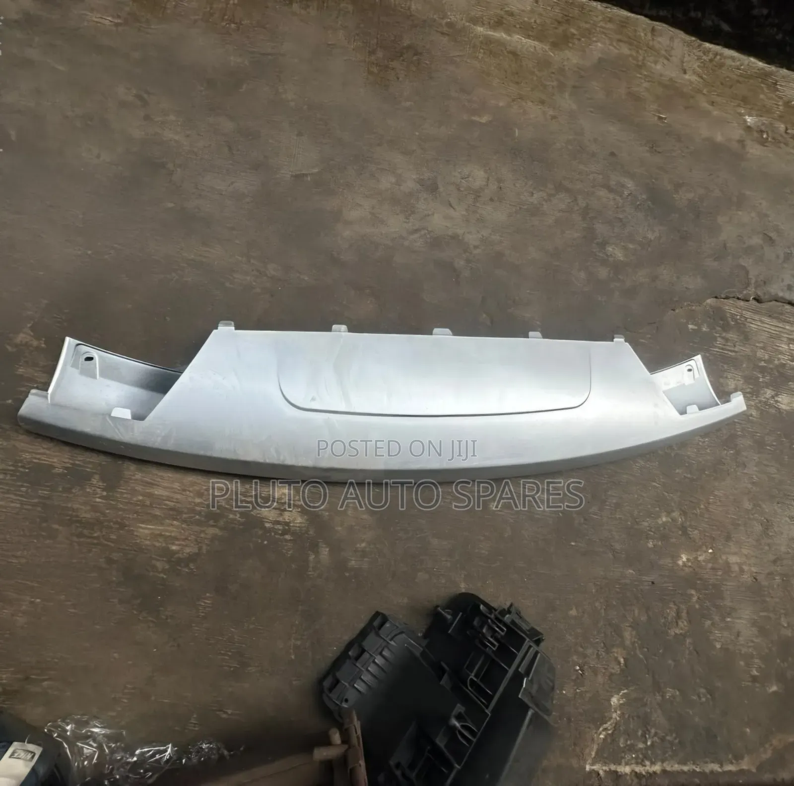 Range Rover Sport 2012 Front Towing Cover