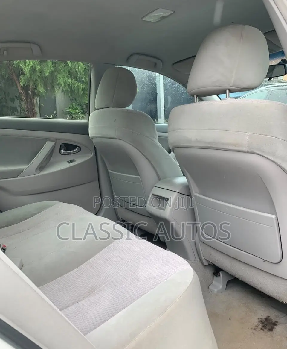Toyota Camry 2010 White