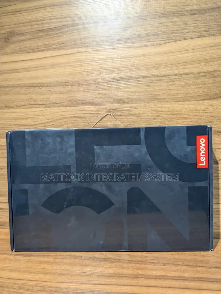 Laptop Lenovo Legion 7 32GB Intel Core Ultra 9 SSD 1T