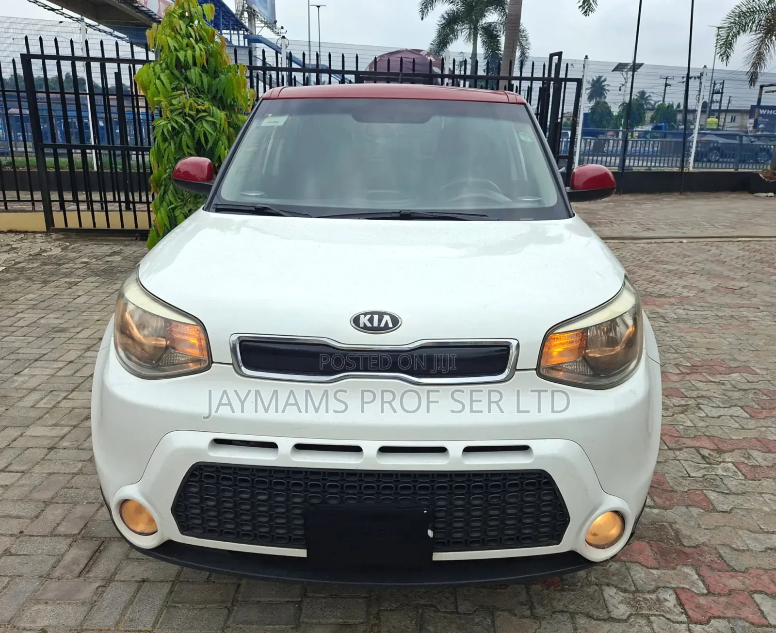Kia Soul + 4dr Wagon (2.0L 4cyl 6A) 2015 White