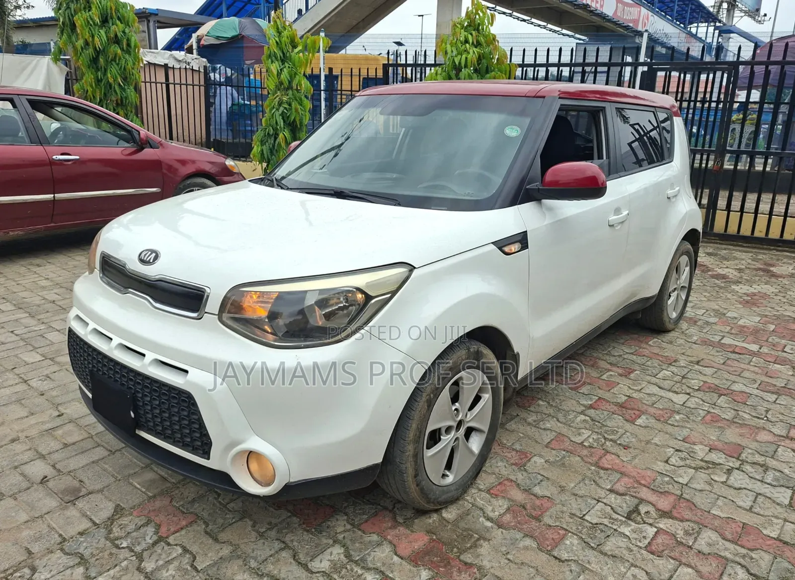 Kia Soul + 4dr Wagon (2.0L 4cyl 6A) 2015 White