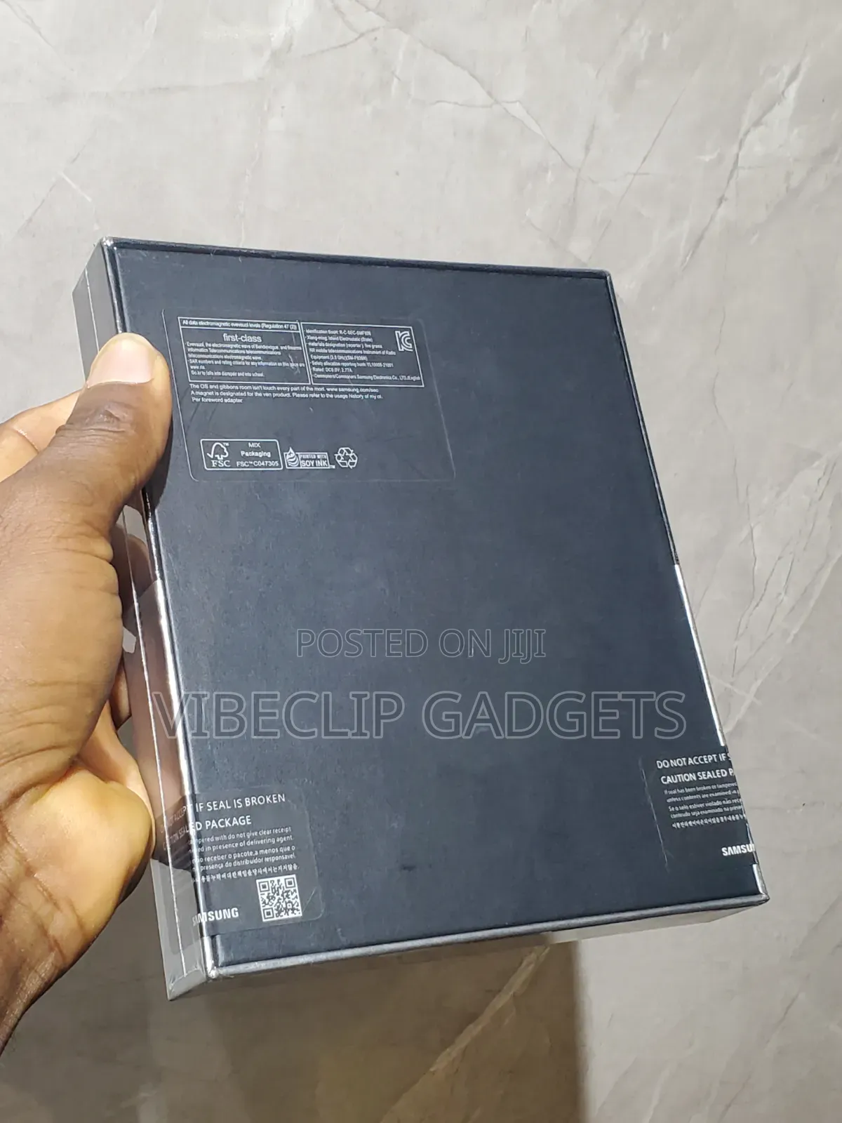 New Samsung Galaxy Z Fold3 5G 256 GB Silver