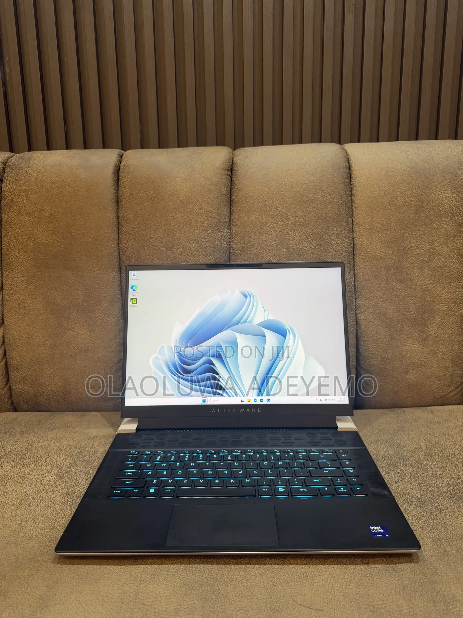Laptop Dell Allienware M18 R1 32GB Intel Core Ultra 9 SSD 1T