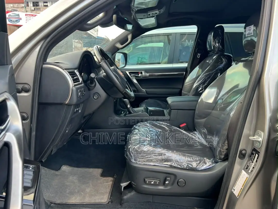 Lexus GX 460 AWD 2023 Brown