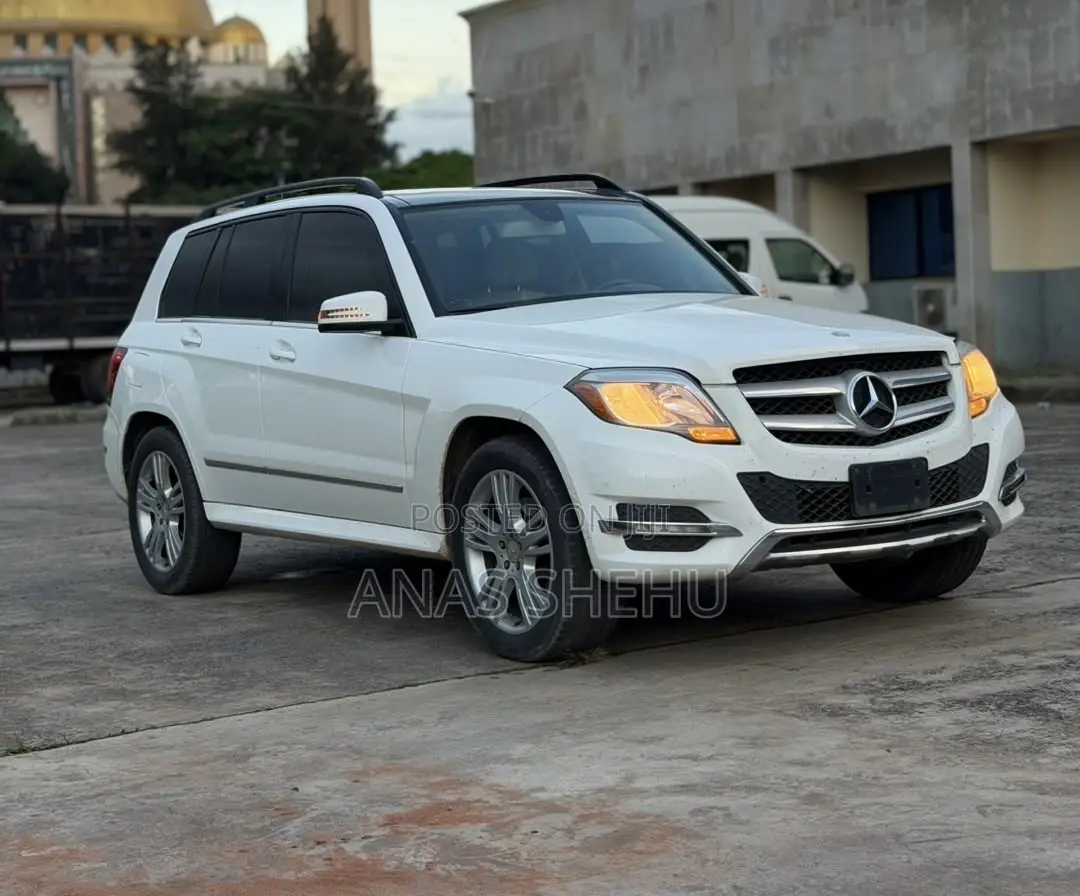 Mercedes-Benz GLK-Class 350 4MATIC 2013 White