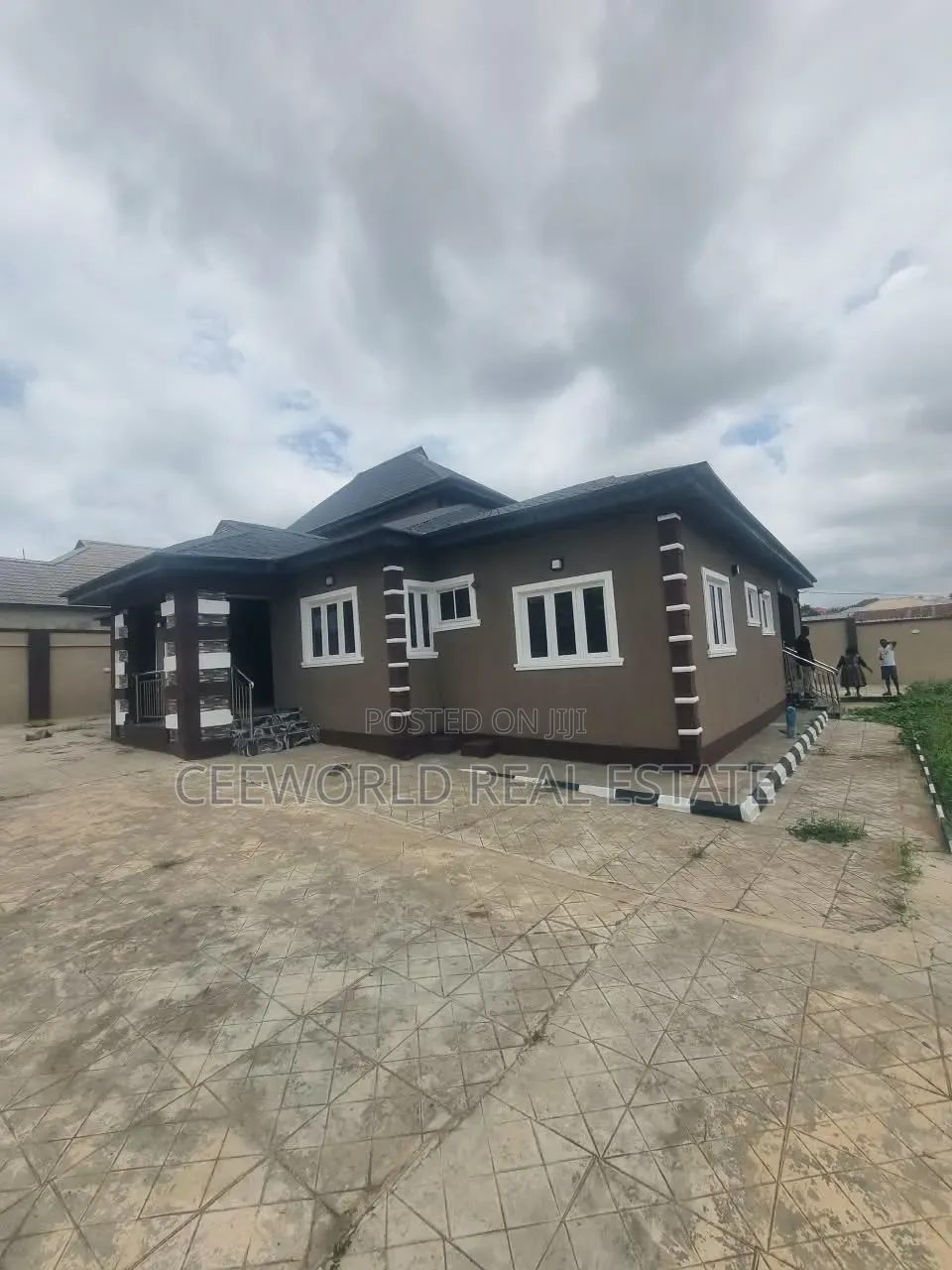 1bdrm Apartment in Asunle Tipper Garage, Akala Express for rent