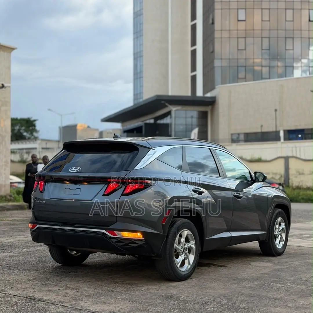 Hyundai Tucson 2024 Gray