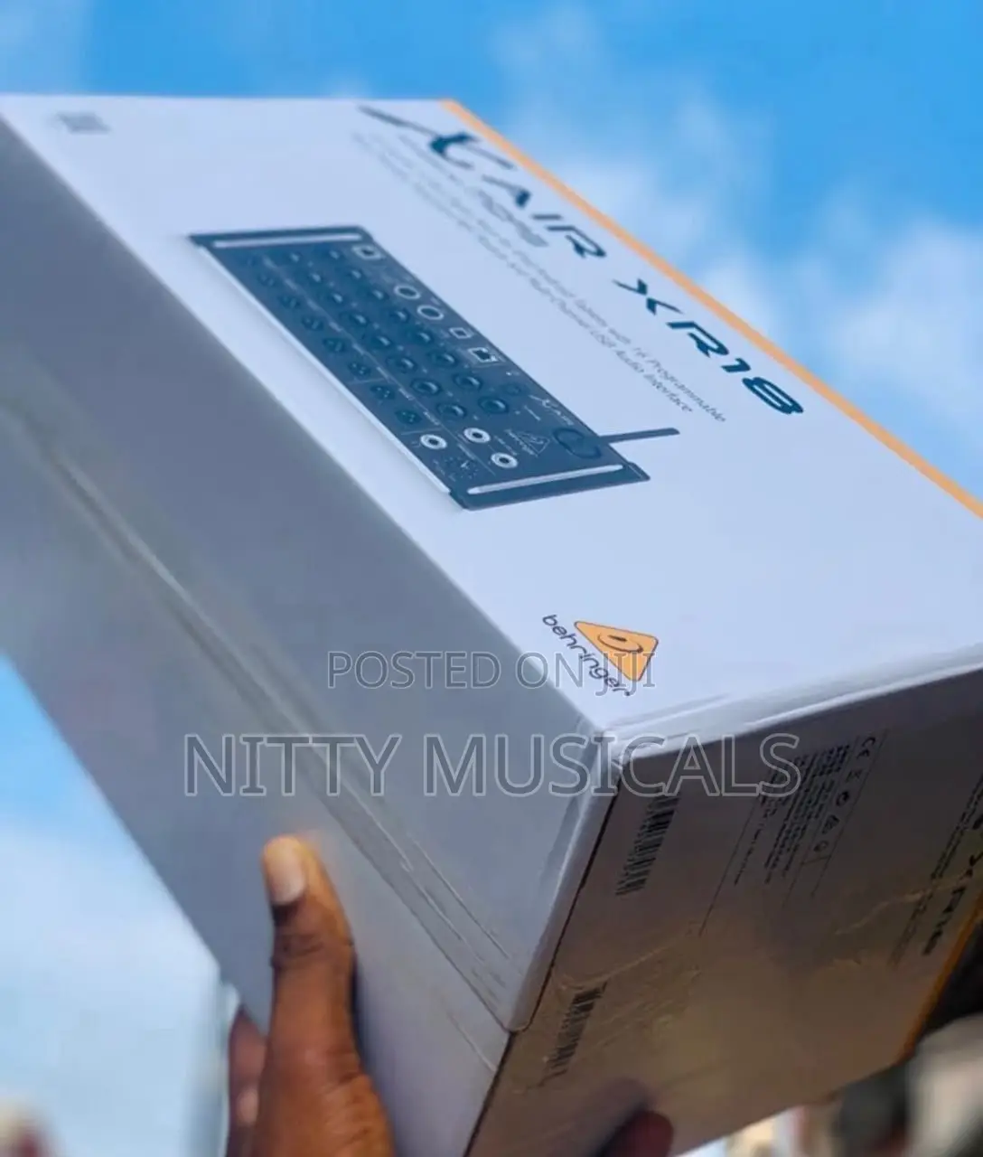 Behringer XR18 Digital Mixer