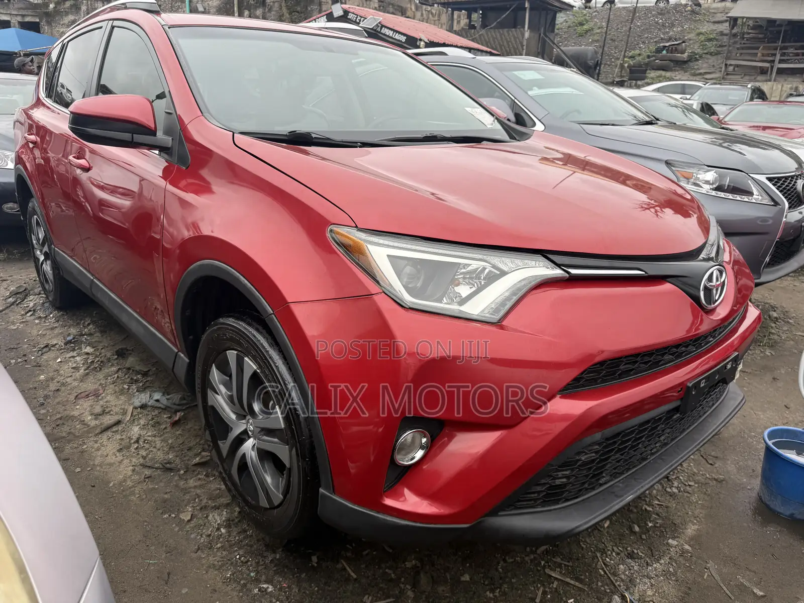 Toyota RAV4 2016 Red