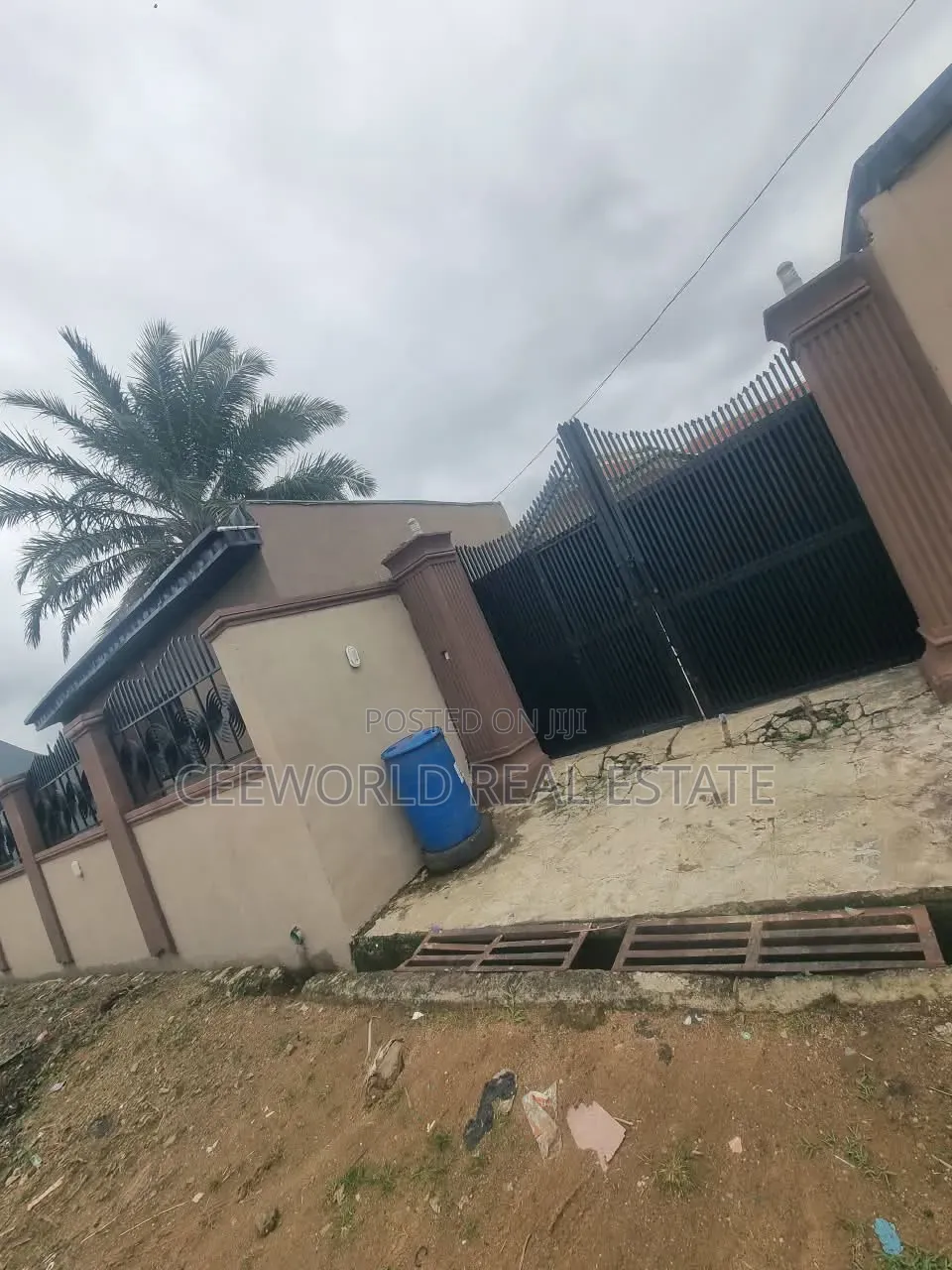 1bdrm Apartment in Ilupeju Estate,, Akala Express for rent