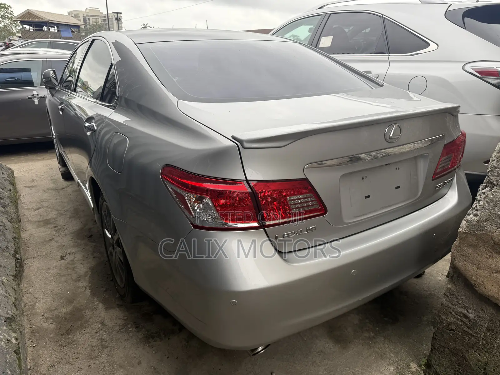 Lexus ES 2012 Silver