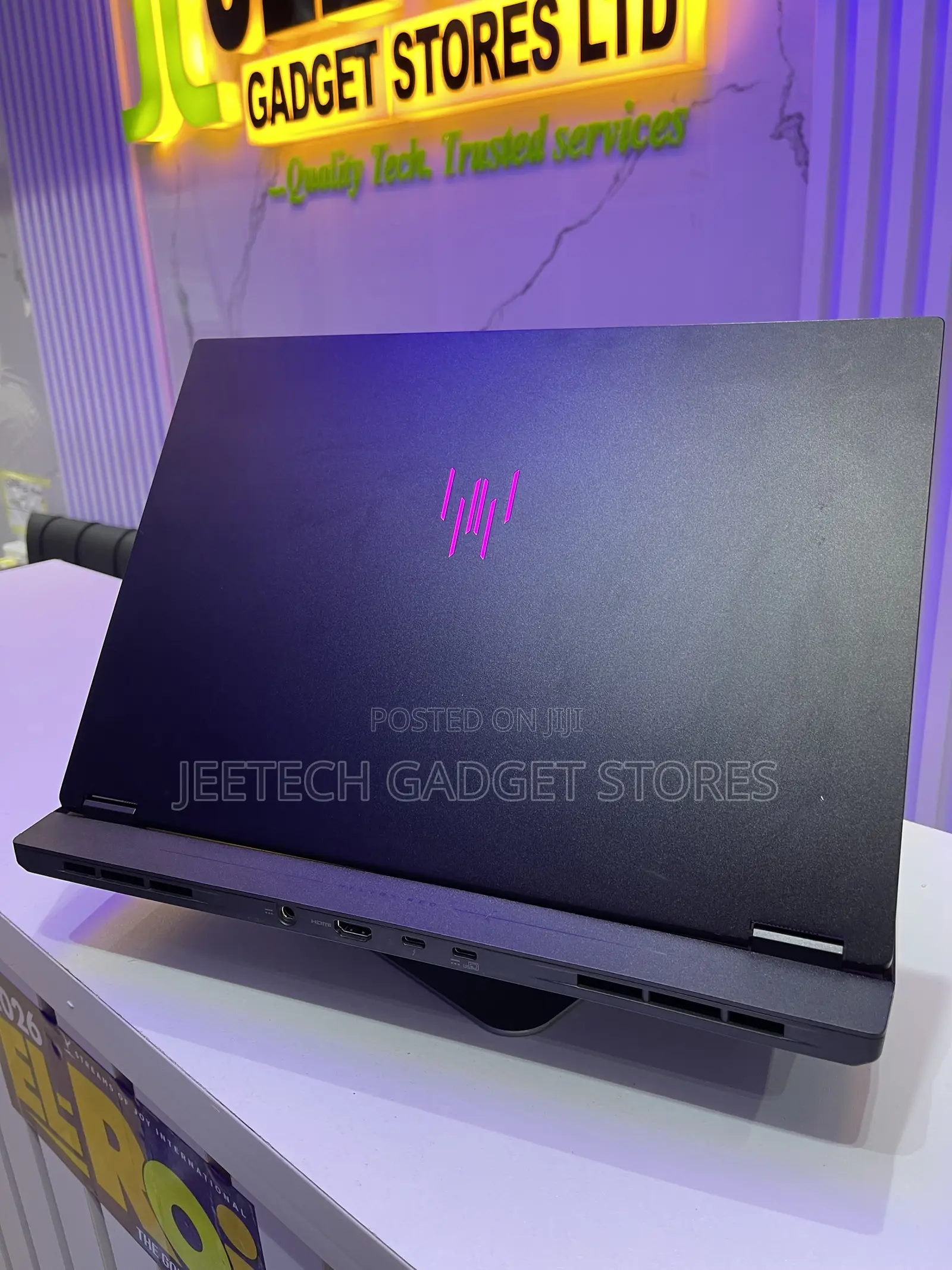 Laptop Acer Predator Helios Neo 16 12GB Intel Core Ultra 9 SSD 1T