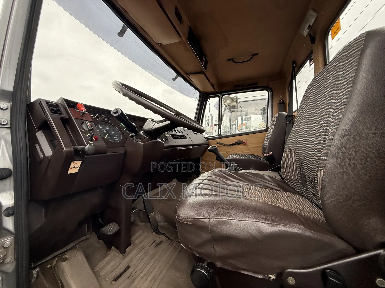 Foreign Used Mercedes Benz 1317 Truck.