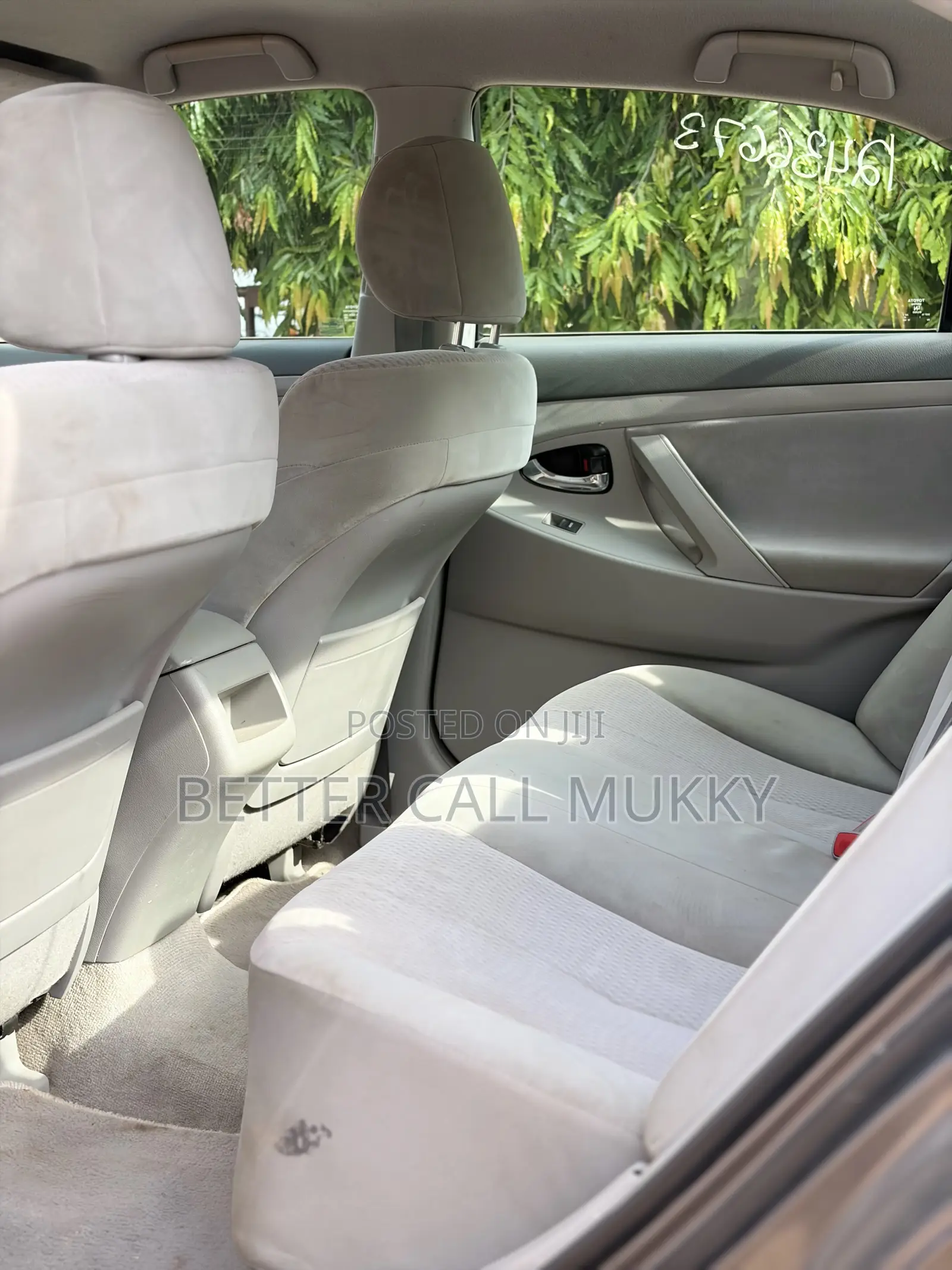 Toyota Camry LE 4dr Sedan (2.5L 4cyl 6AM) 2010 Gray