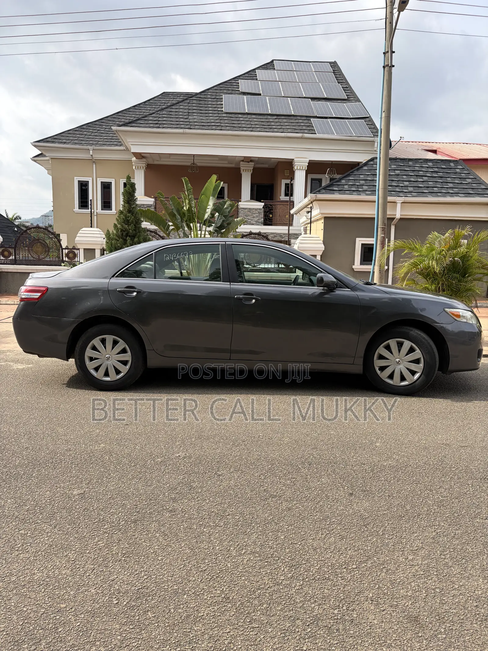 Toyota Camry LE 4dr Sedan (2.5L 4cyl 6AM) 2010 Gray