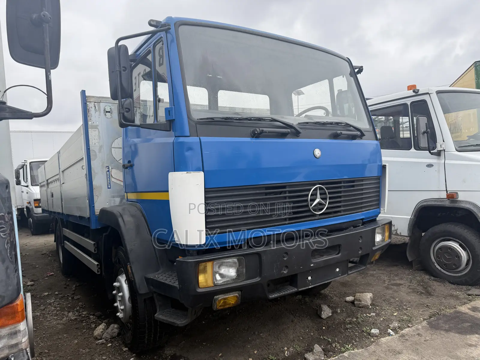 Foreign Used Mercedes Benz 1517 Truck.