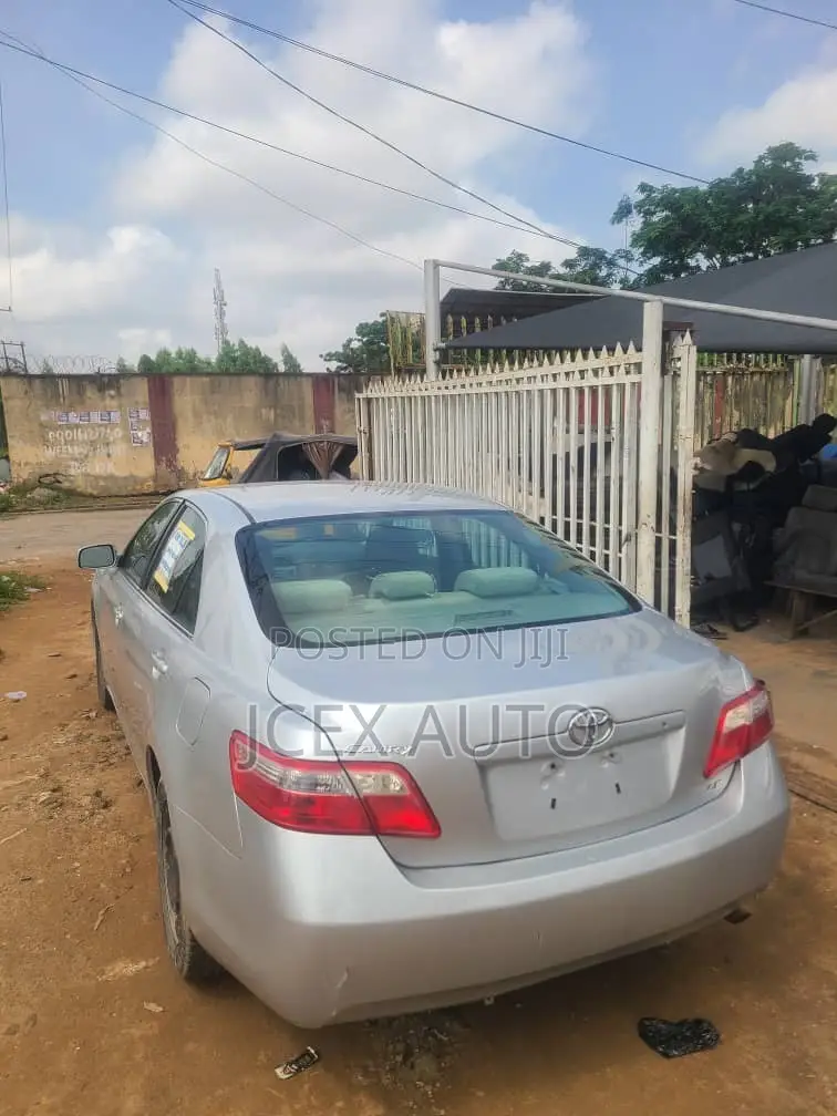 Toyota Camry 2.4 2008 Gray