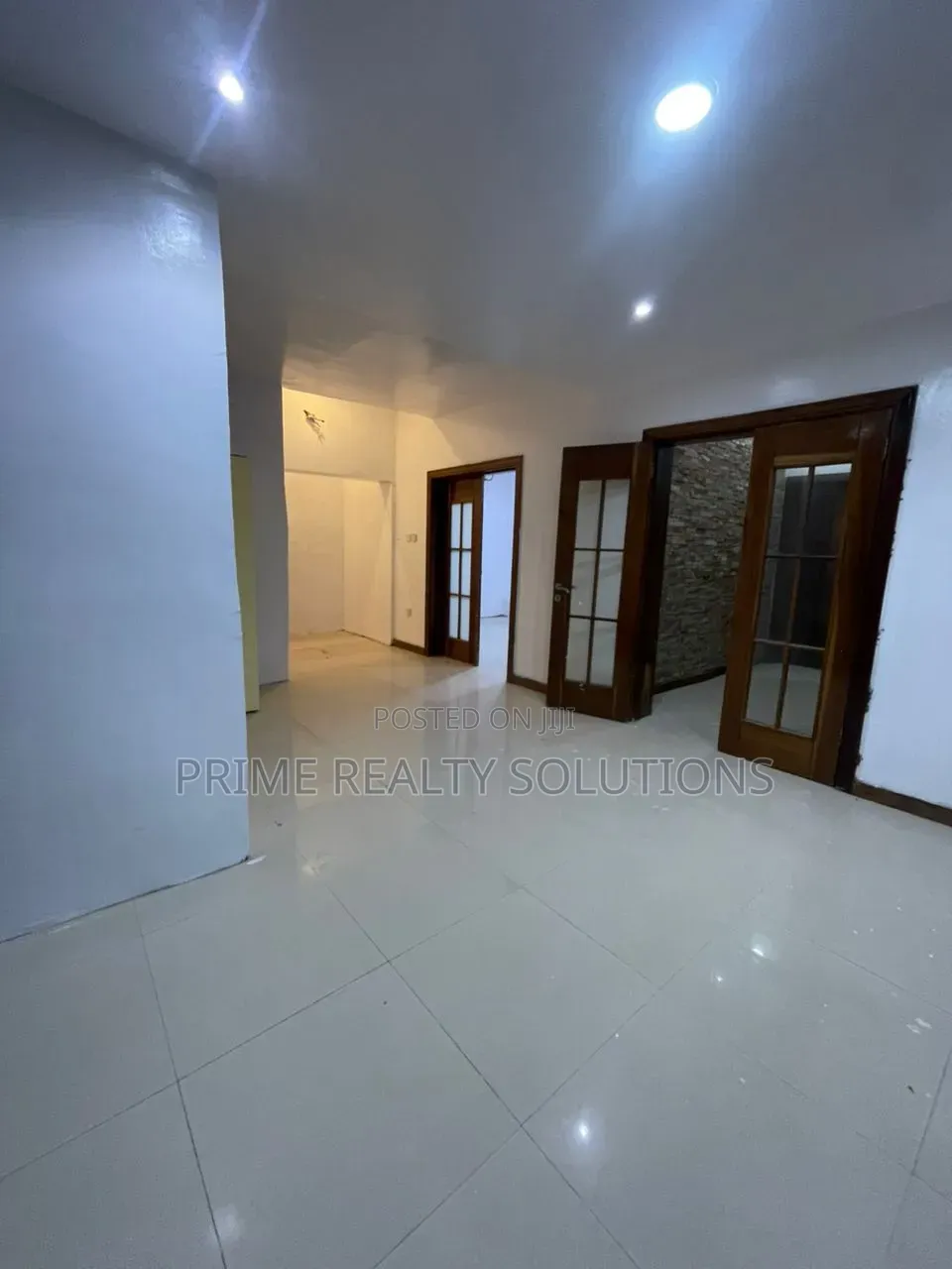 Mini Flat in Lekki Phase 1 for rent