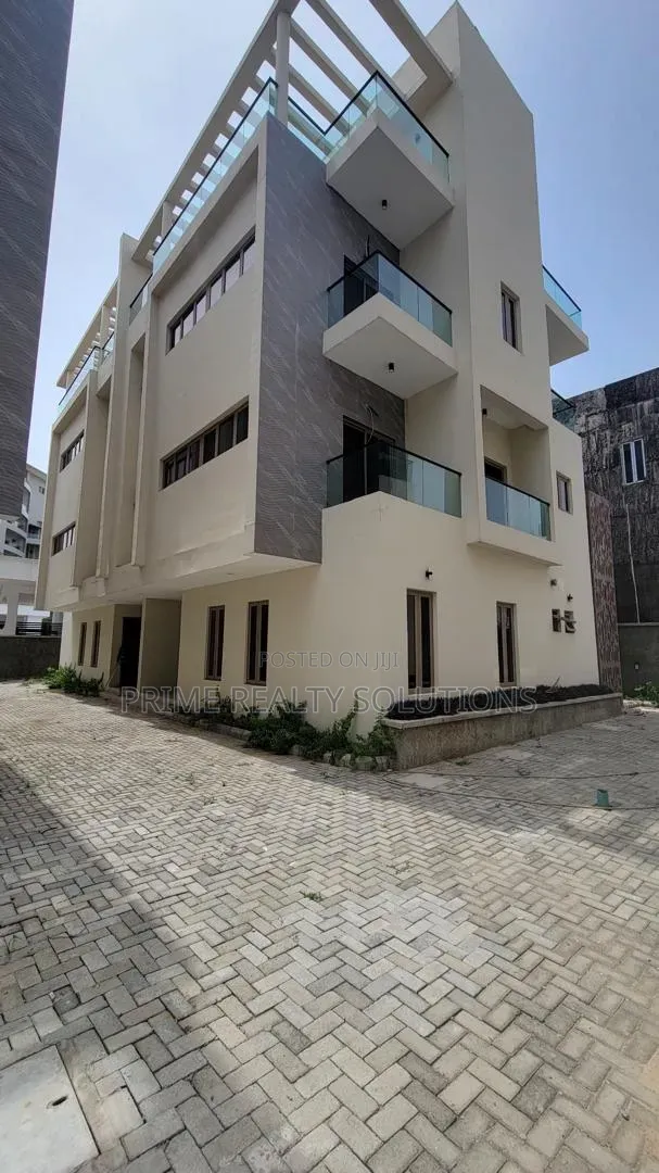 5bdrm Villa in Banana Island for rent