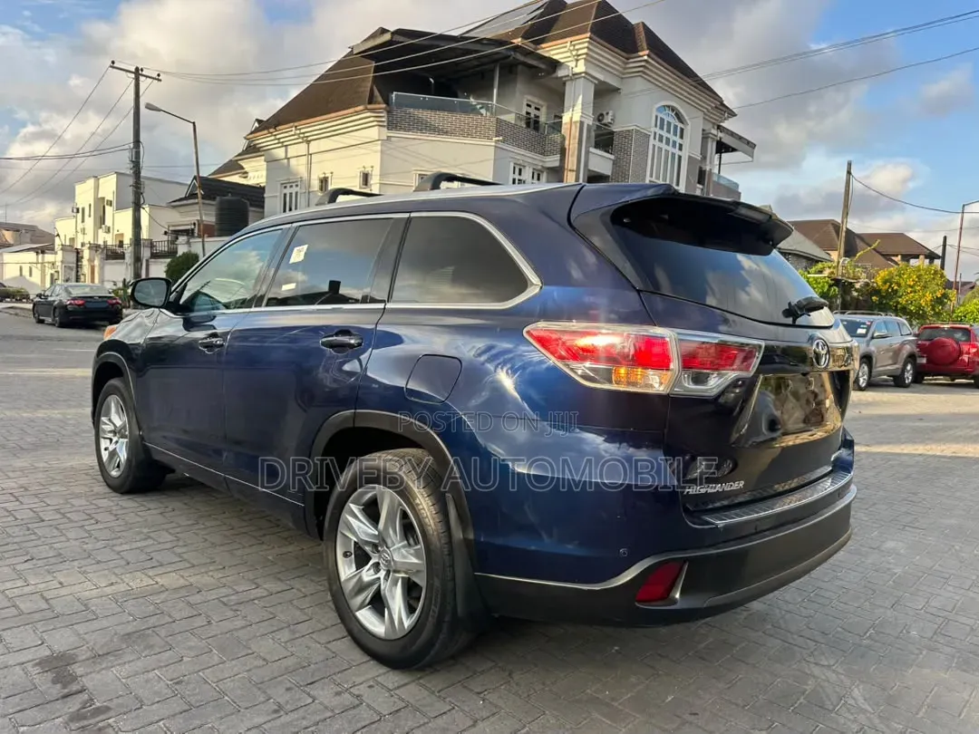 Toyota Highlander Limited Platinum V6 4x4 (3.5L 6cyl 6A) 2016 Blue