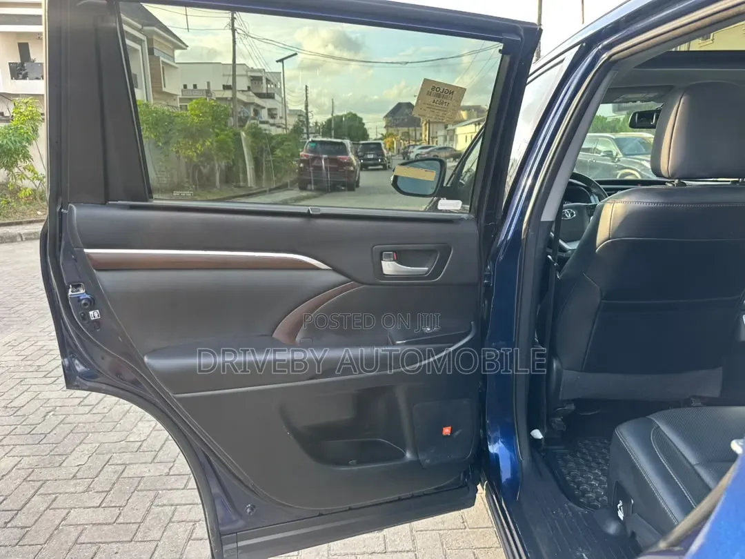 Toyota Highlander Limited Platinum V6 4x4 (3.5L 6cyl 6A) 2016 Blue