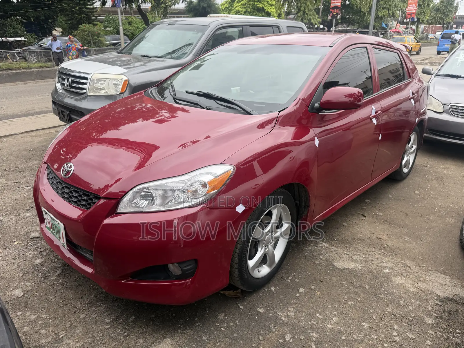 Toyota Matrix XRS Hatchback FWD (2.4L 4cyl 5A) 2010 Red