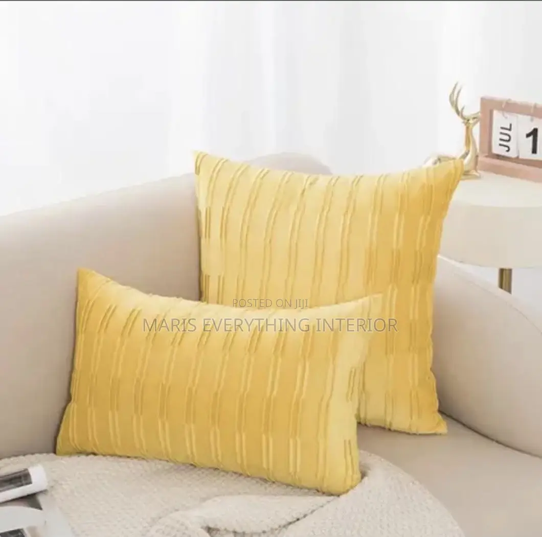 2IN1 Premium Velvet Striped Throw Pillow Covers Set(free Delivery)