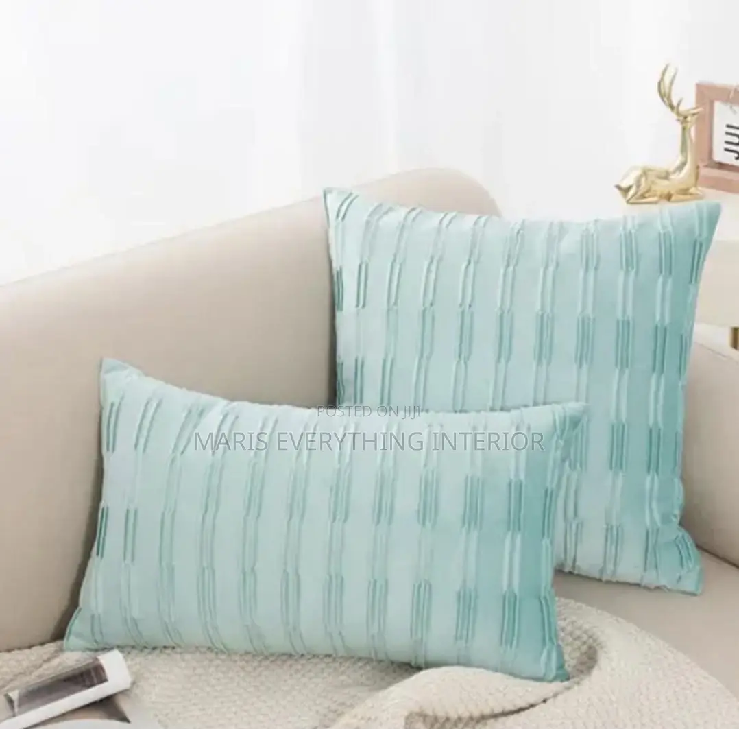 2IN1 Premium Velvet Striped Throw Pillow Covers Set(free Delivery)