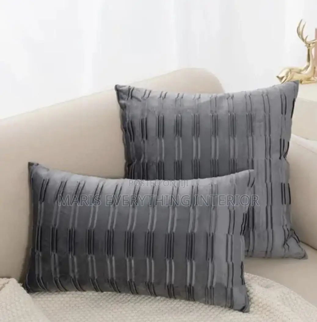 2IN1 Premium Velvet Striped Throw Pillow Covers Set(free Delivery)