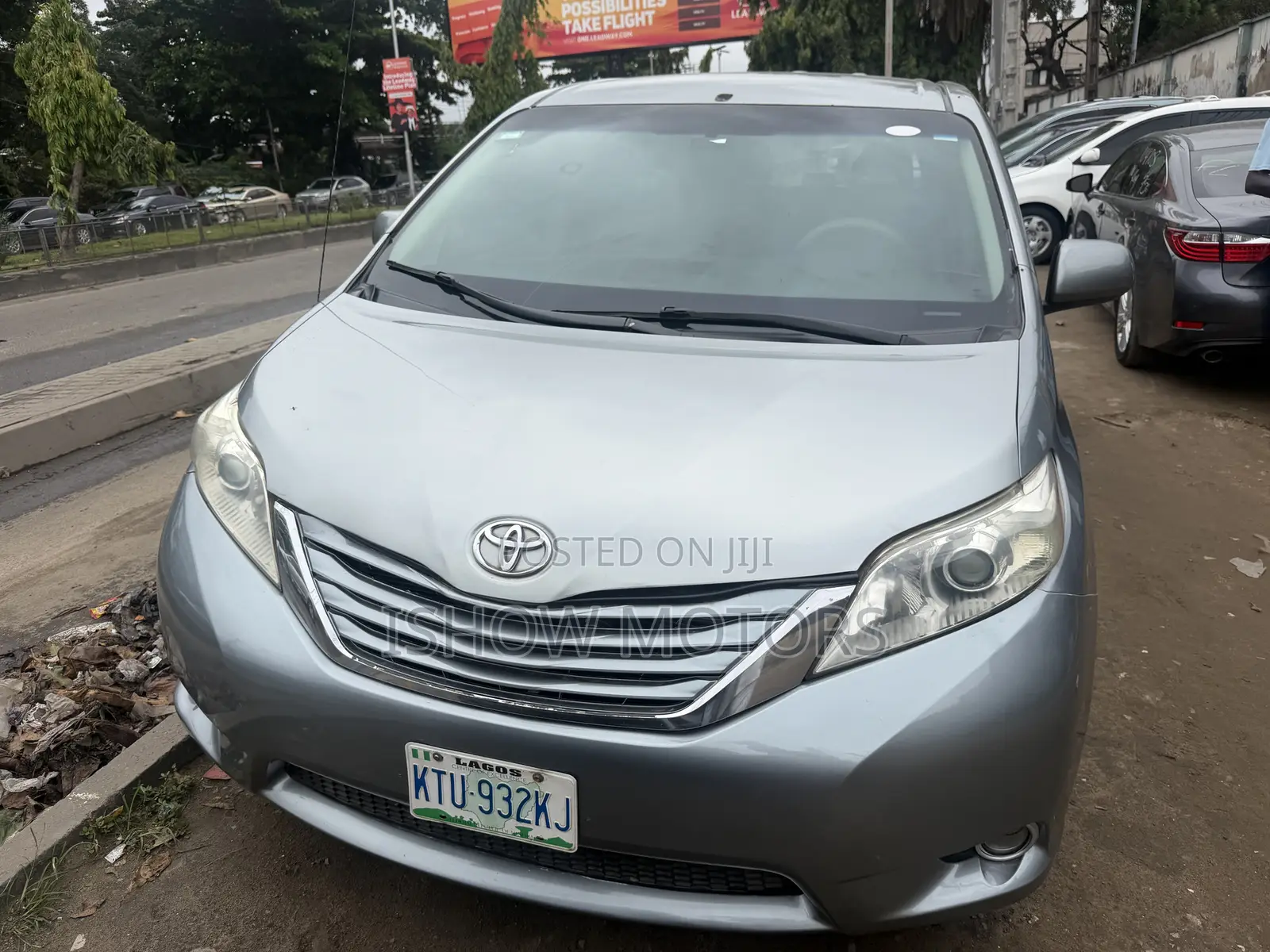 Toyota Sienna LE 7 Passenger 2011 Blue