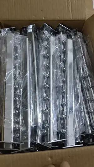Wall Hangers and 7 Pins