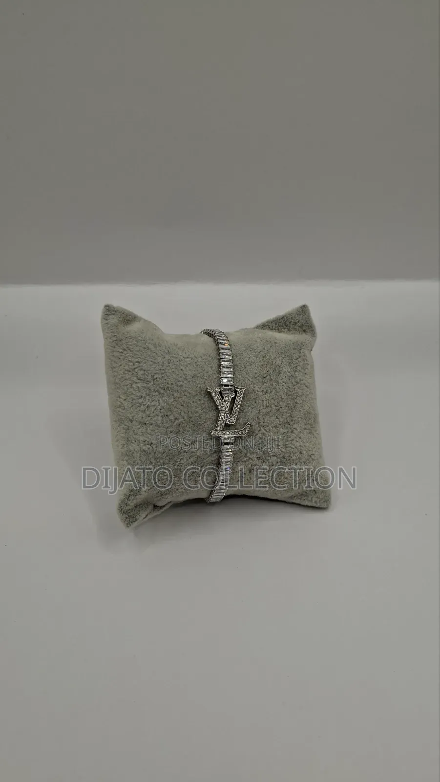 Lv Tennis Bracelet