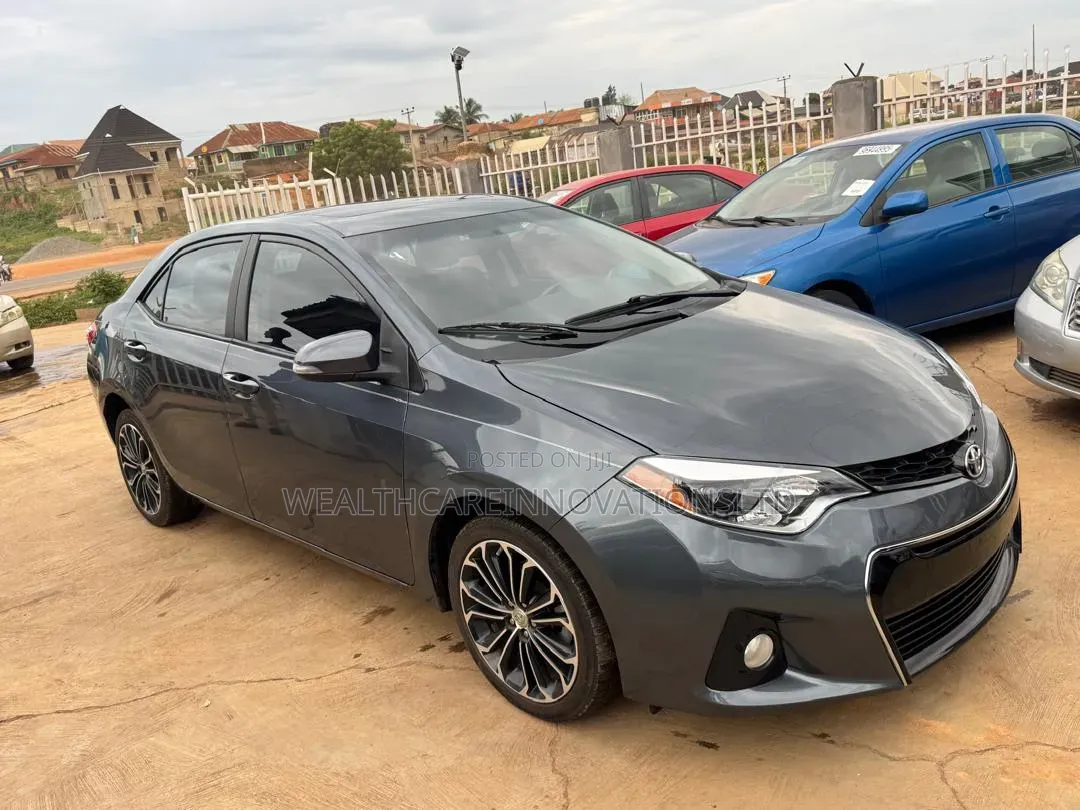 Toyota Corolla S Premium 4dr Sedan (1.8L 4cyl CVT) 2015 Gray