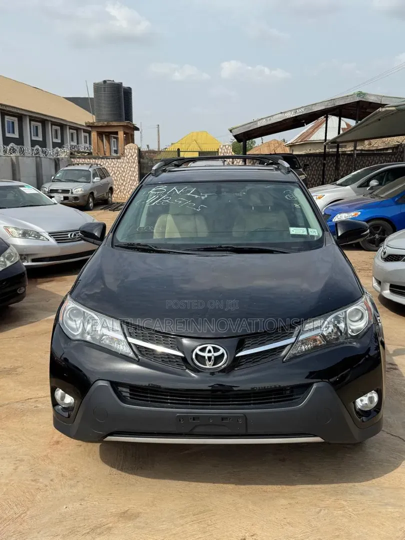 Toyota RAV4 Limited 4dr SUV (2.5L 4cyl 6A) 2015 Black