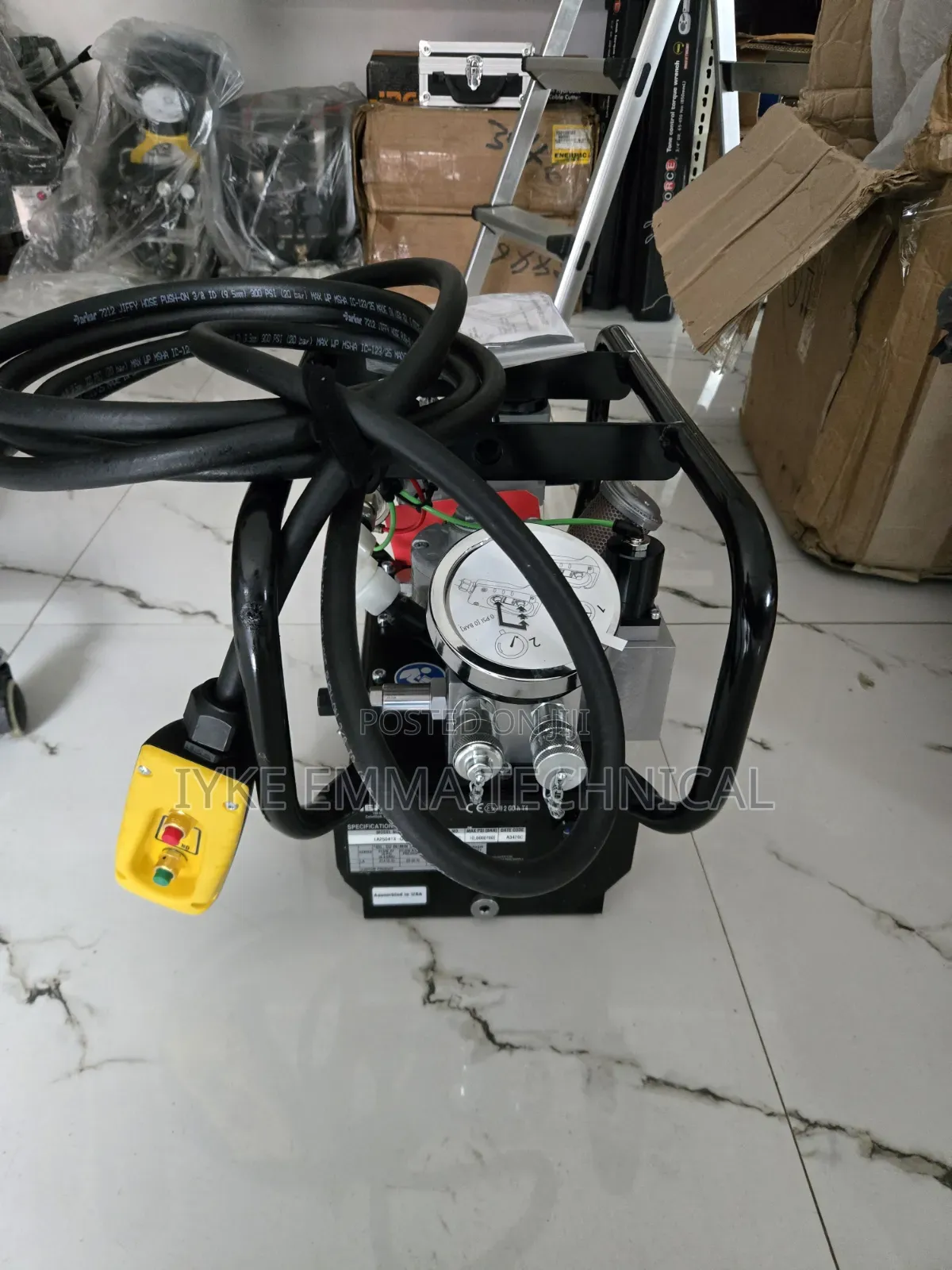 LA2504TX-QR, Two Speed, Lightweight Air Hydraulic Torque Wrench Pump