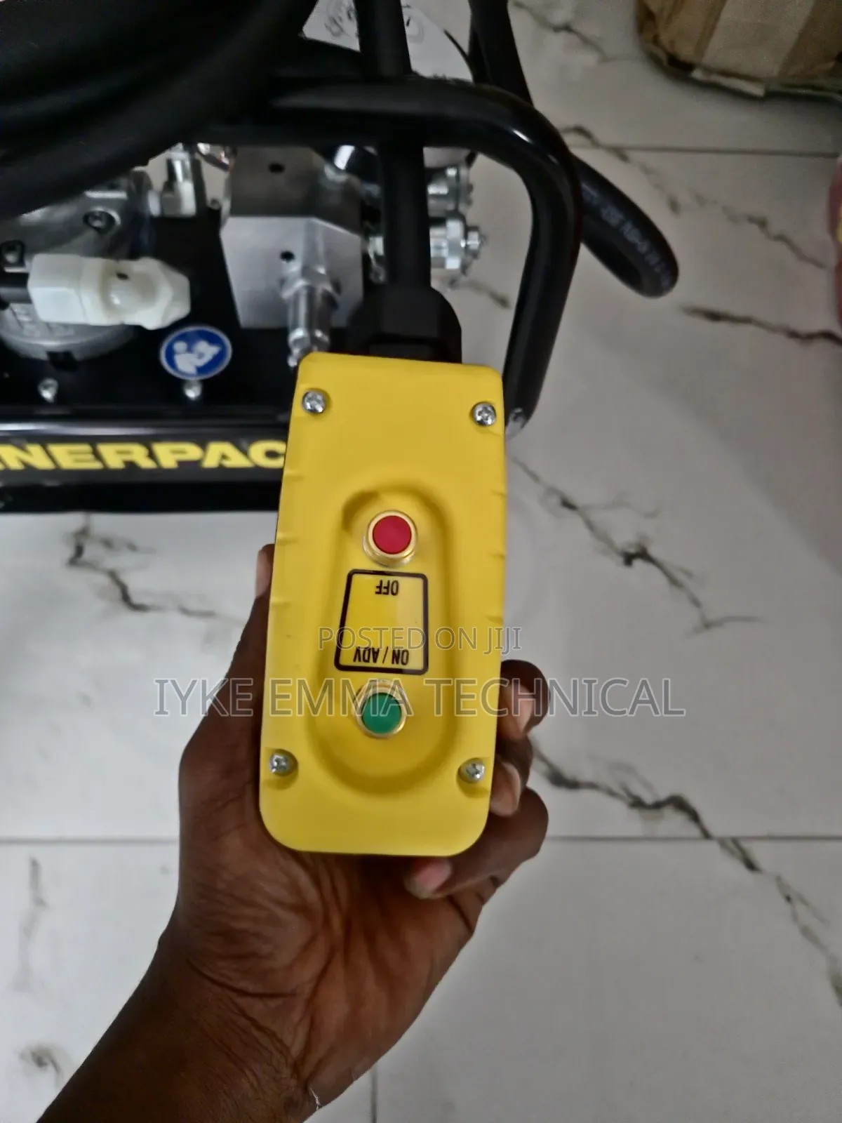 LA2504TX-QR, Two Speed, Lightweight Air Hydraulic Torque Wrench Pump