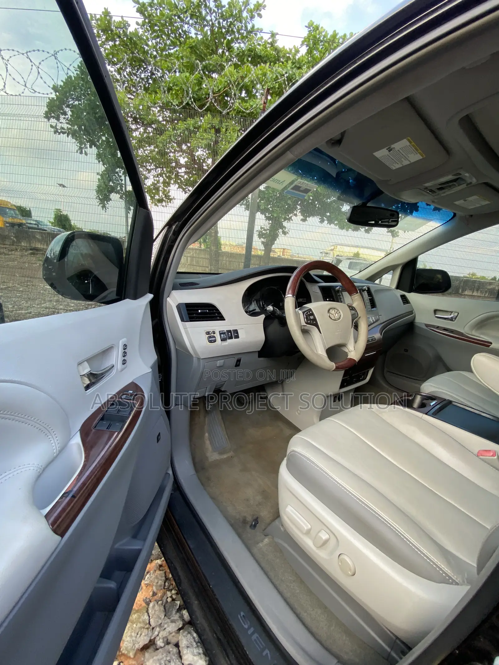 Toyota Sienna Limited 7 Passenger 2012 Black