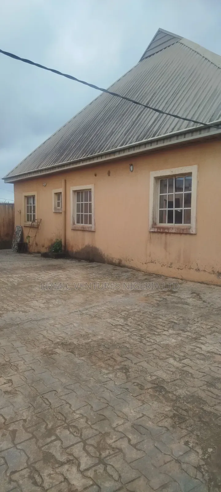 2bdrm Bungalow in Adexson, Igando / Ikotun/Igando for sale