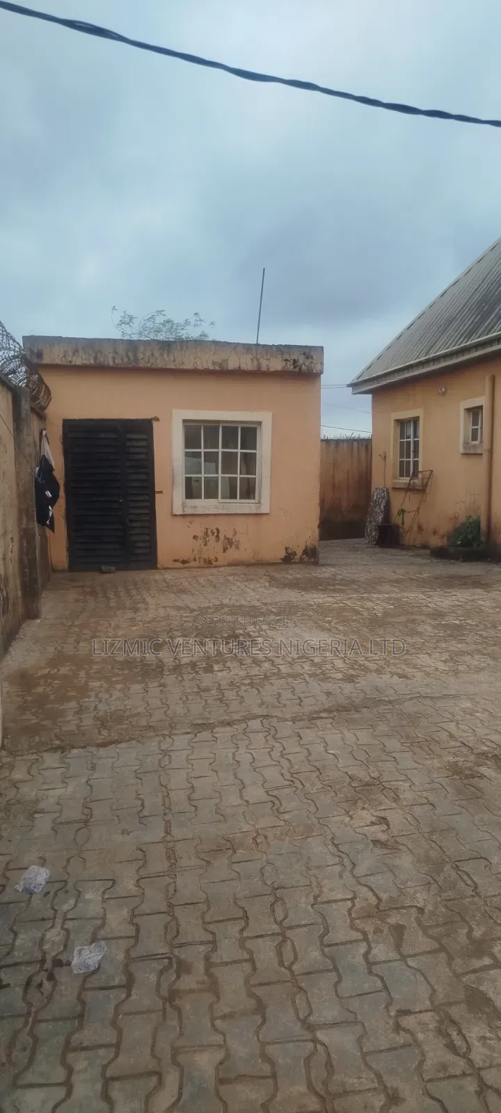 2bdrm Bungalow in Adexson, Igando / Ikotun/Igando for sale