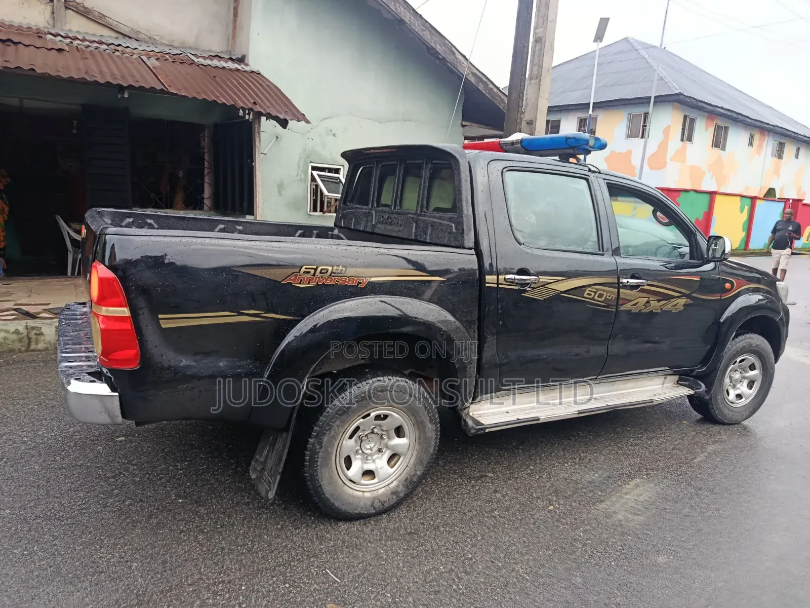 Toyota Hilux 2011 Black
