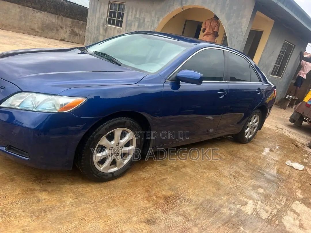 Toyota Camry 2006 Blue