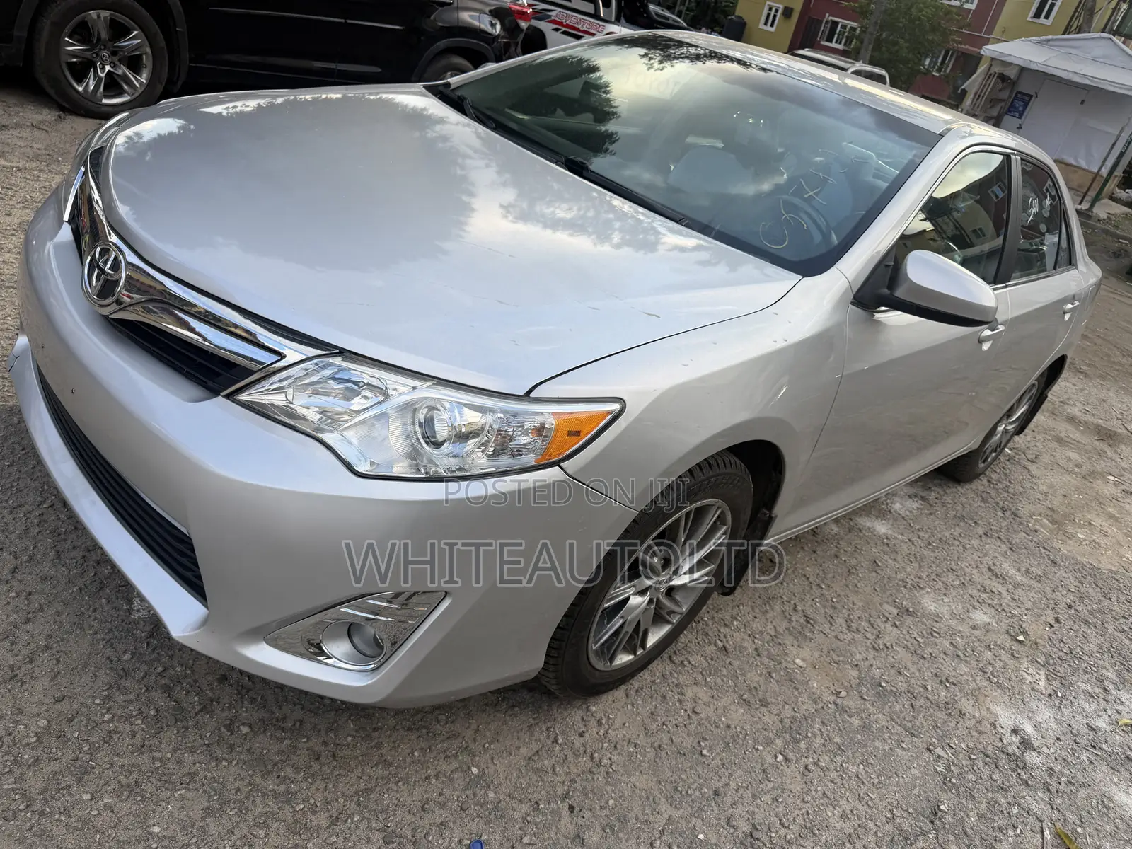 Toyota Camry LE 4dr Sedan (2.5L 4cyl 6A) 2012 Silver