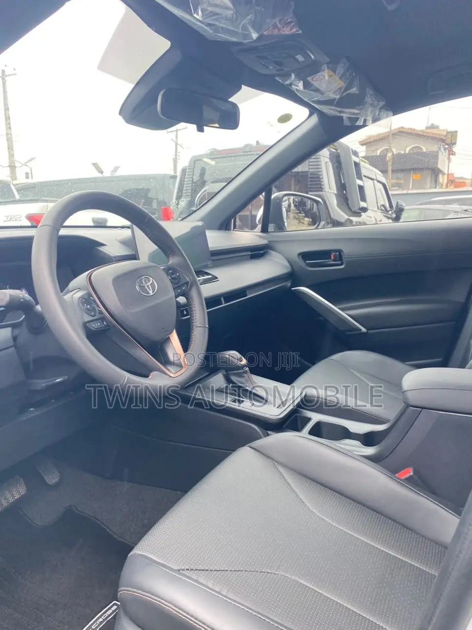 New Toyota Corolla Cross 2025 White