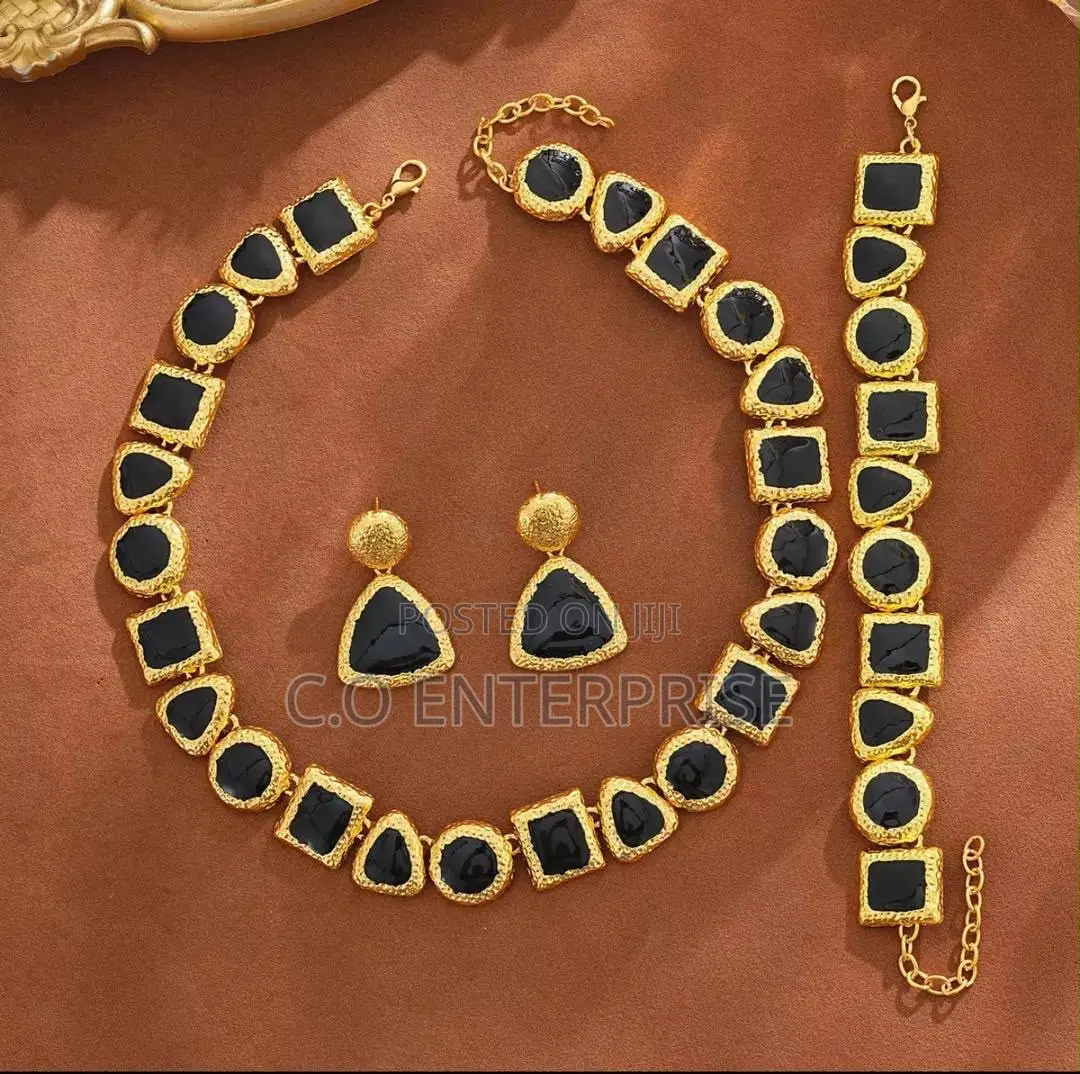 Jewelry Necklace Set