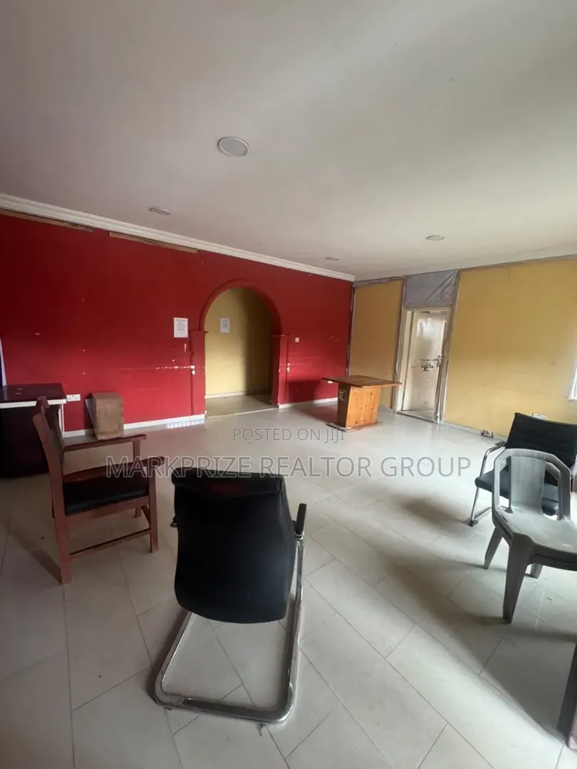 3bdrm Bungalow in Ikeja Gra Lagos for rent