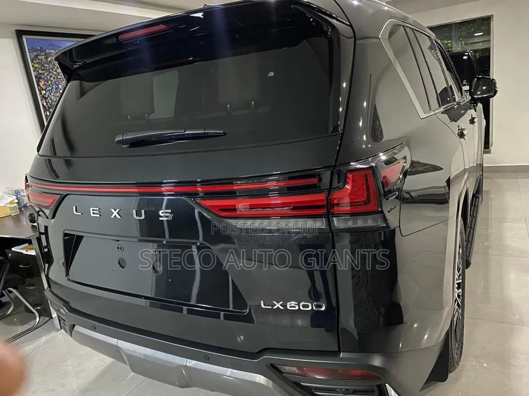 Lexus LX 2025 Black