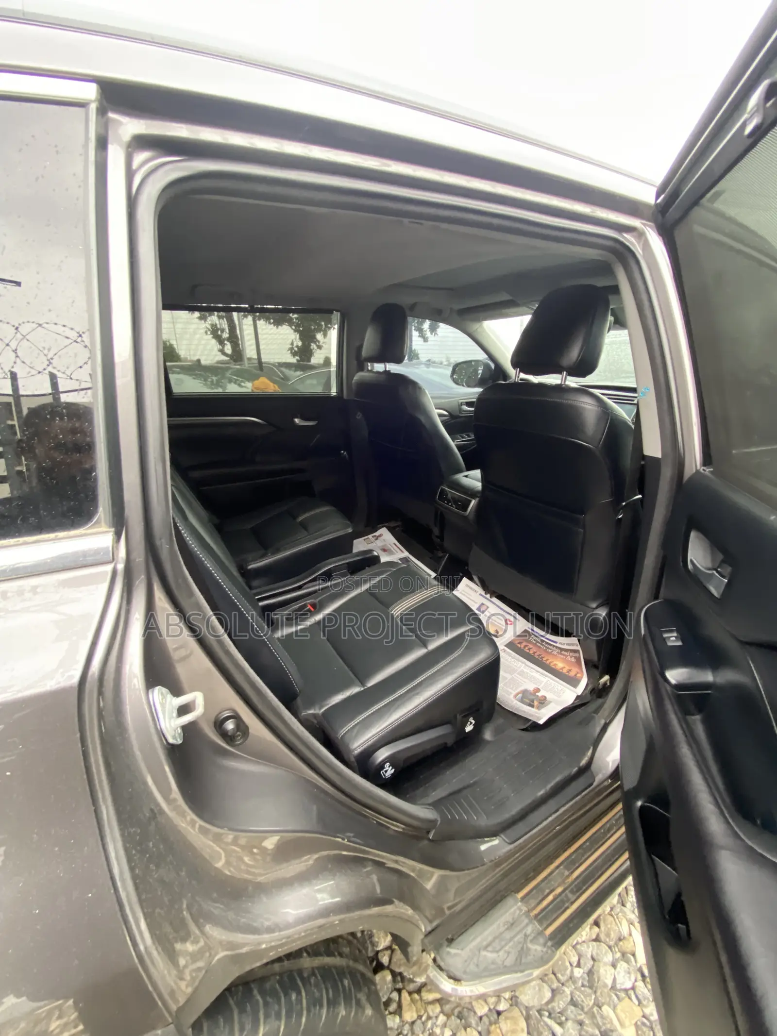 Toyota Highlander SE 4x2 V6 (3.5L 6cyl 8A) 2018 Gray