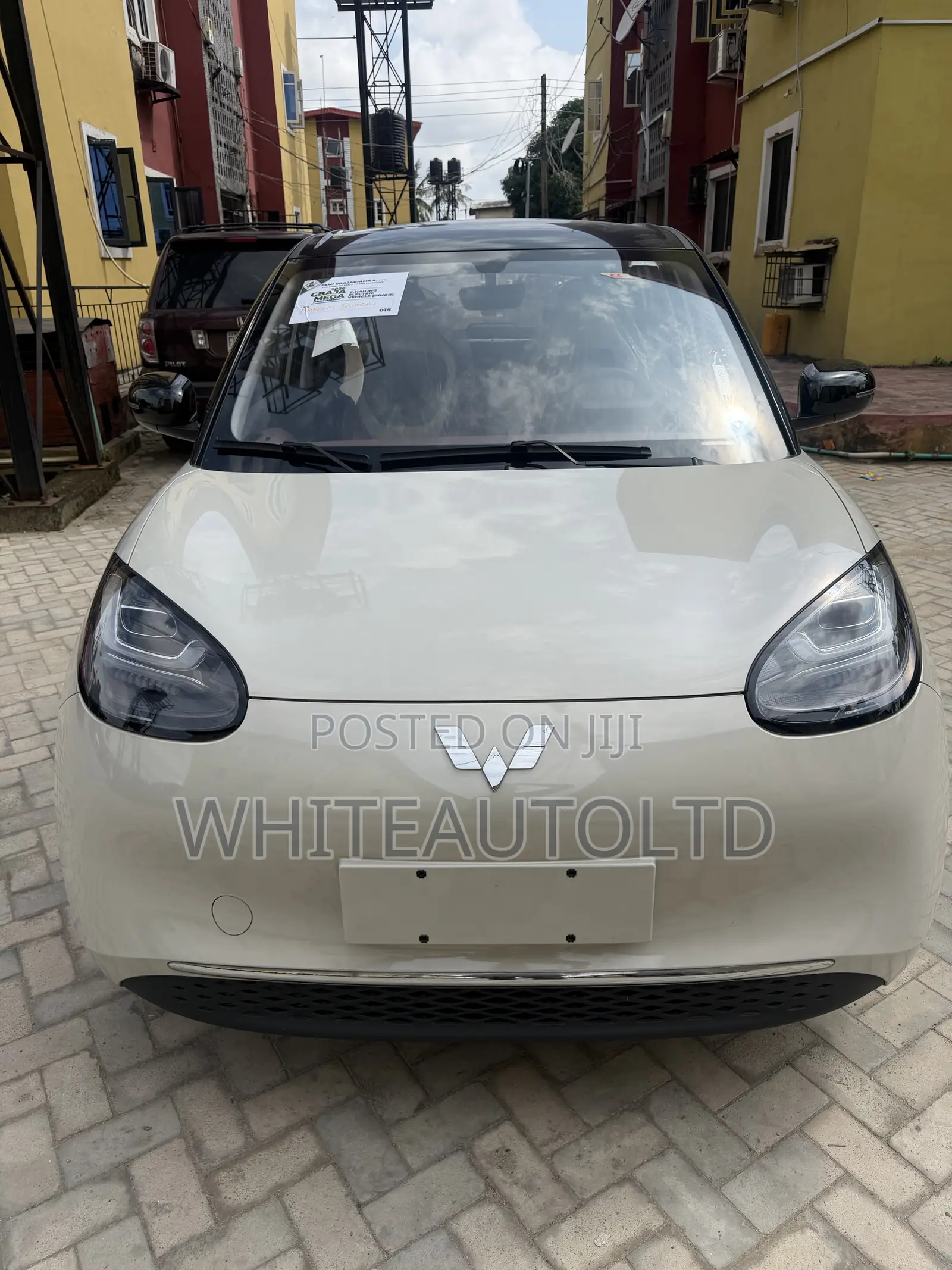 New Car 2025 Gold