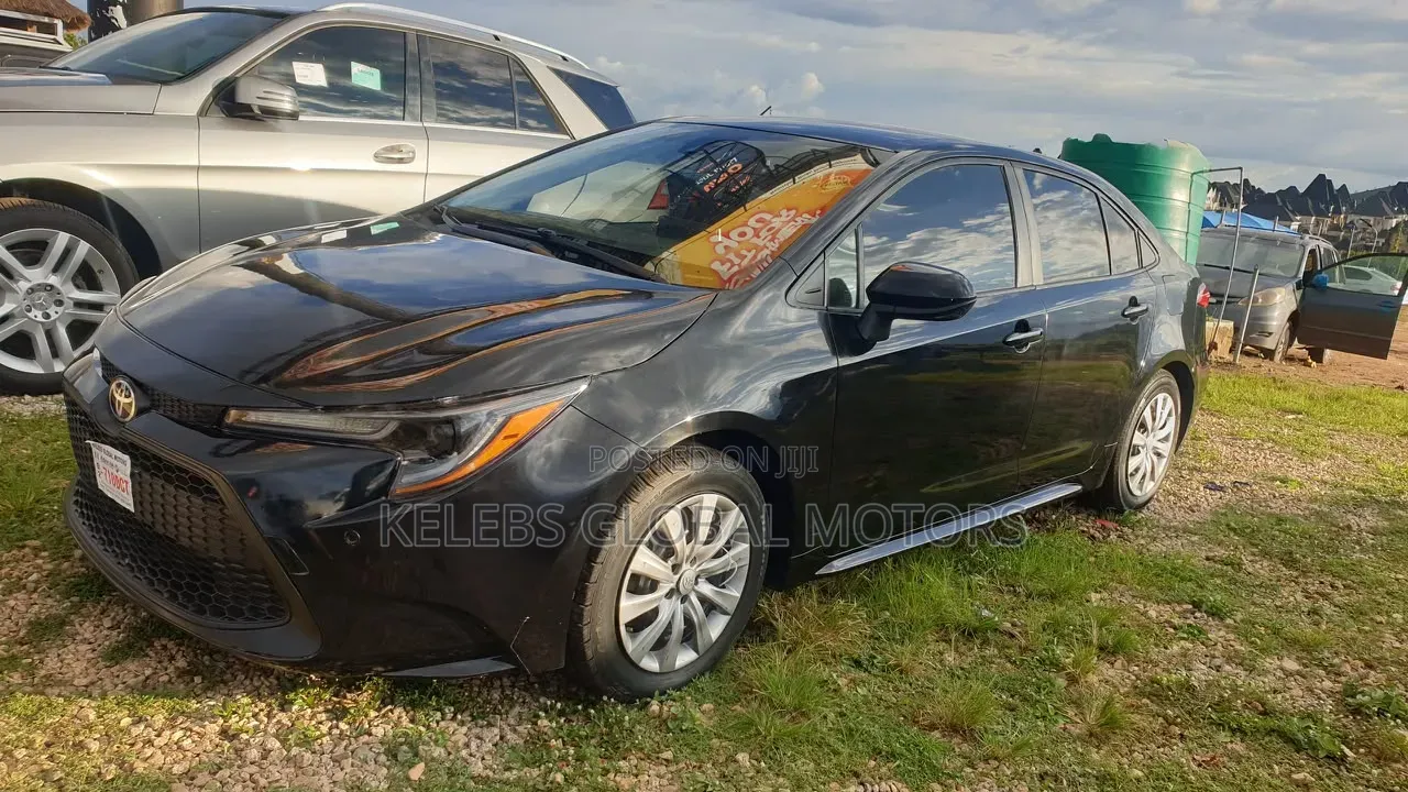 Toyota Corolla LE 2021 Black